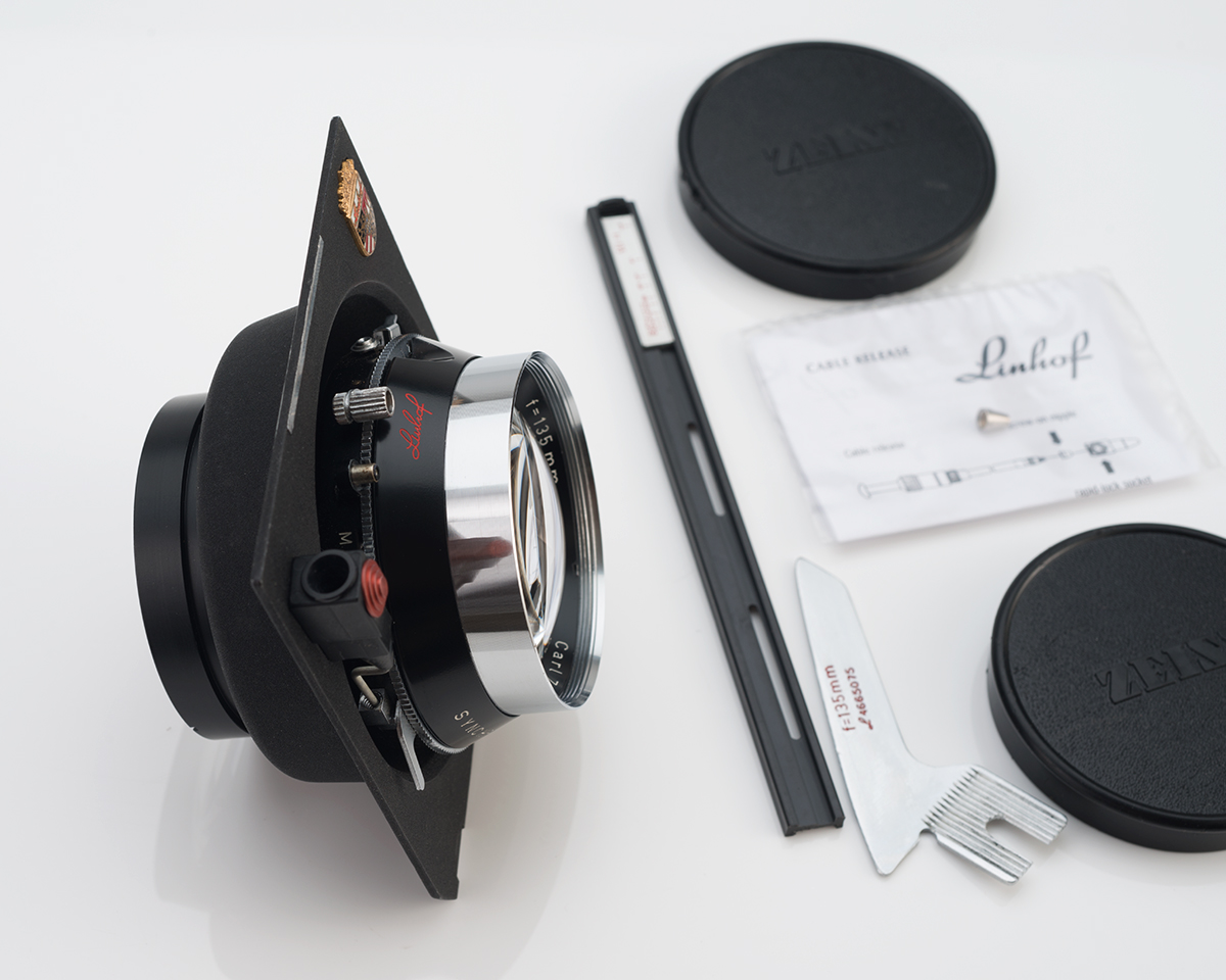 Linhof Technika Carl Zeiss 135mm f/3.5 Planar 4x5 Lens w Linhof Technika Carl Zeiss 135mm f/3.5 Planar 4x5 Lens w